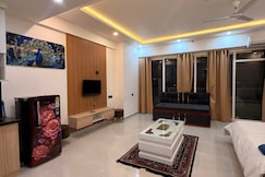 Your own bnb, Greater Noida