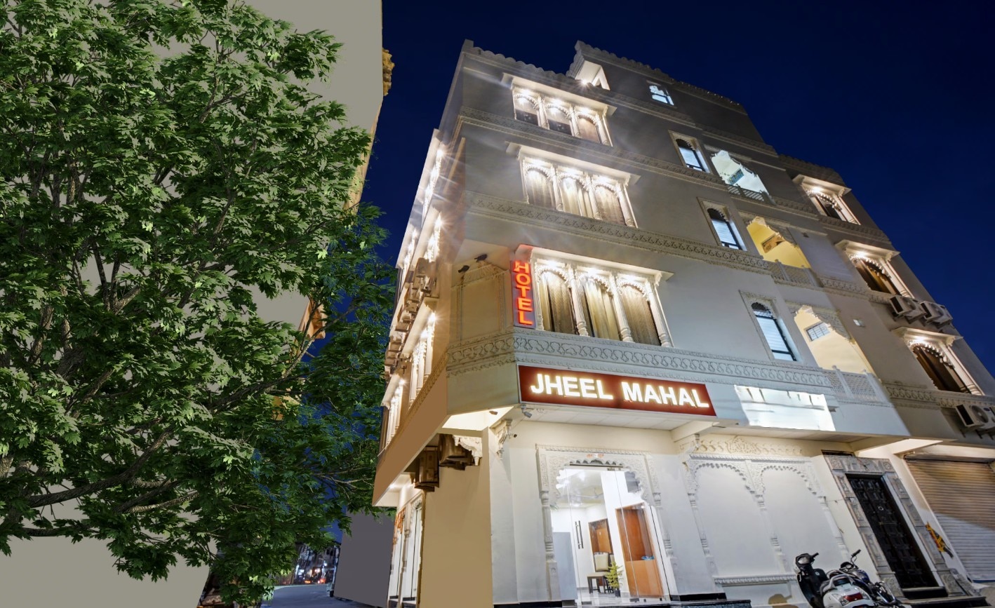 Hotel Jheel Mahal - Tap to explore photos