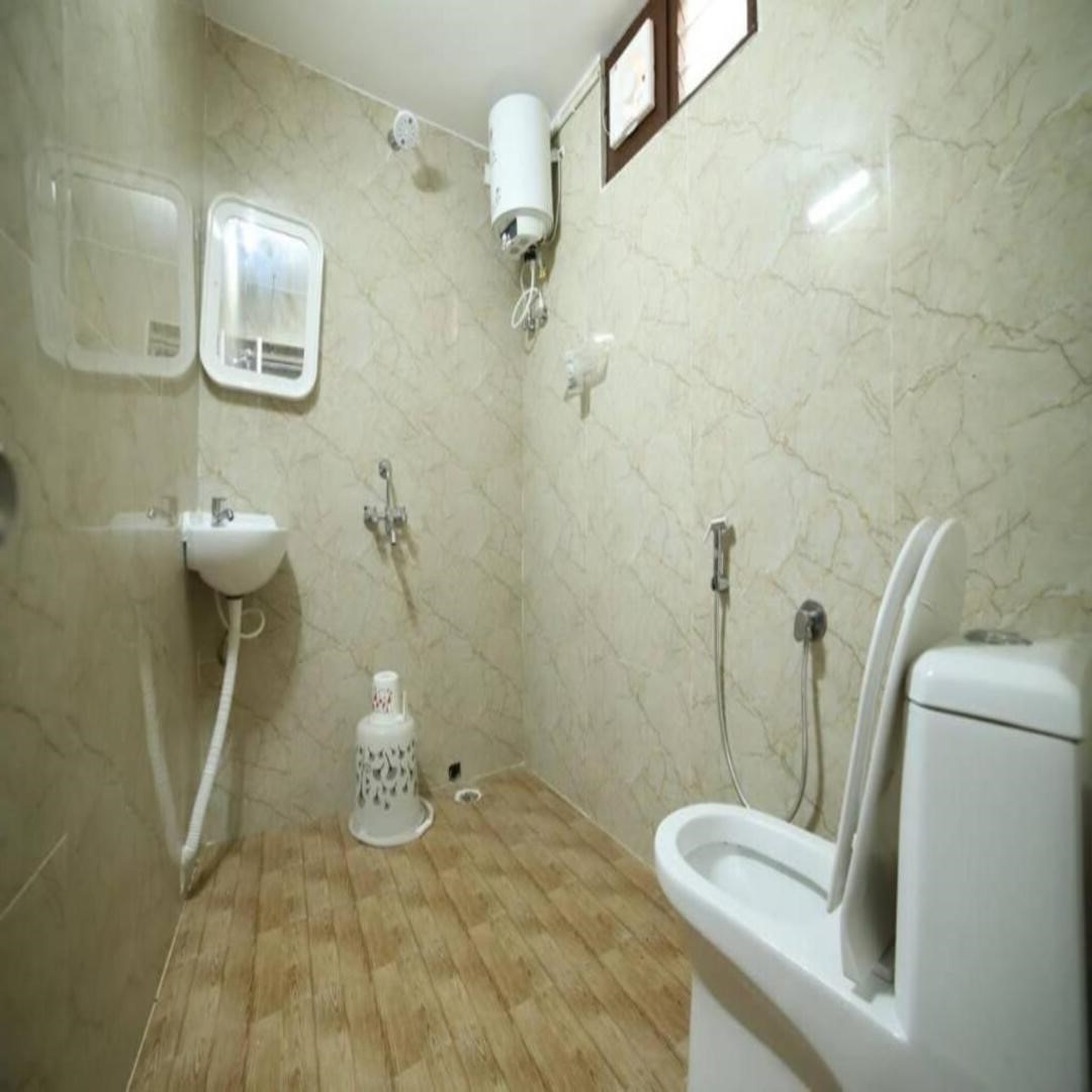 ROYAL HOME STAY - Tap to explore photos