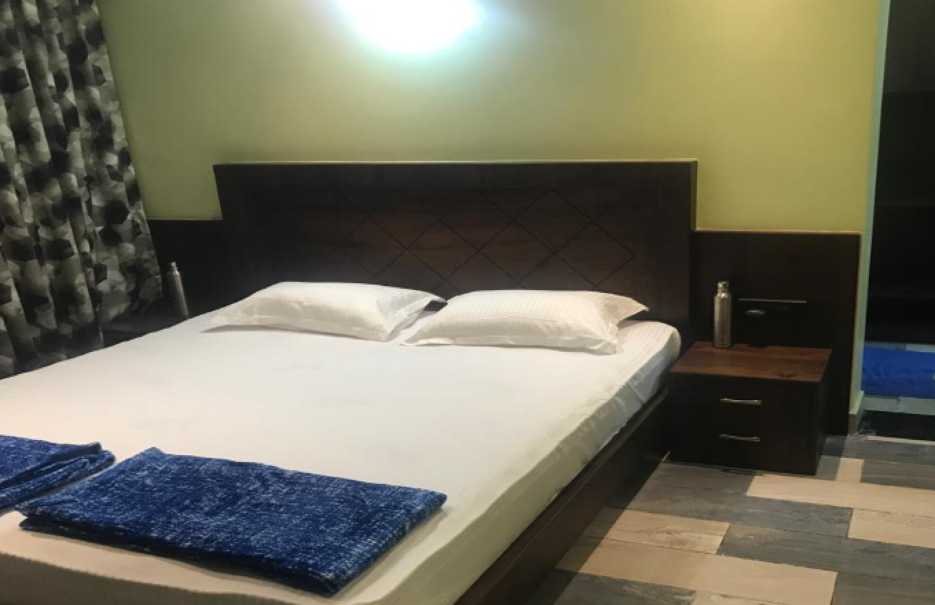 Hotel Sand Pebbles Homestay - Tap to explore photos