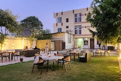 JAI HARI VILAS HOTEL, Jodhpur