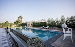 Swimming Pool 1