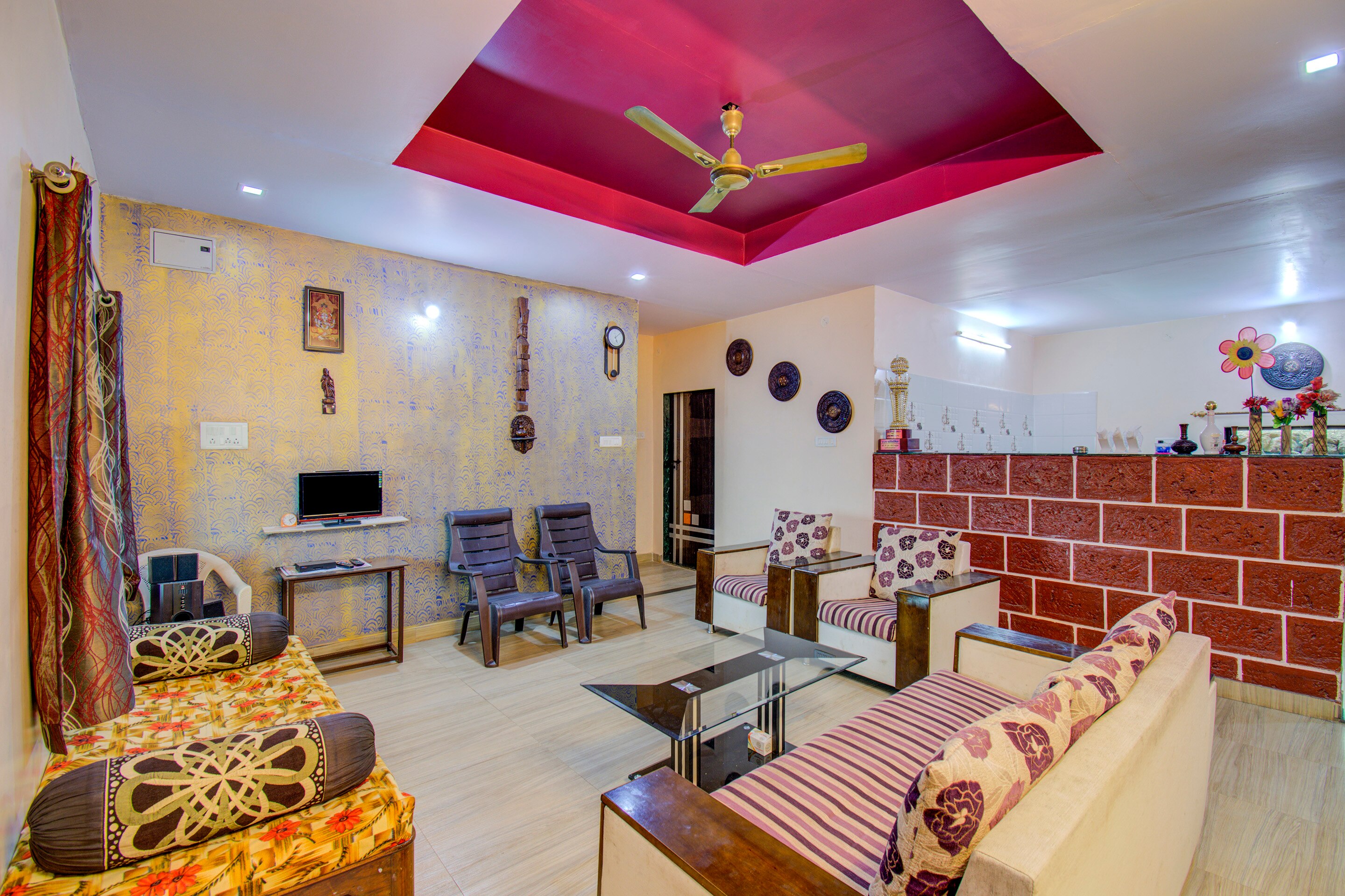 Sai Suman Raj Villa - Tap to explore photos