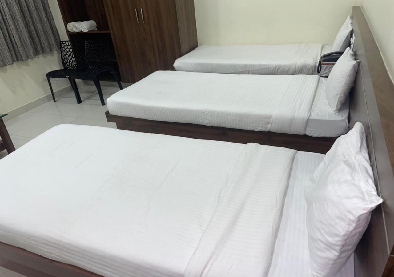Maruthi inn - Tap to explore photos