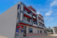 SPOT ON Shree Girdhar Saawariya Place, Reengus
