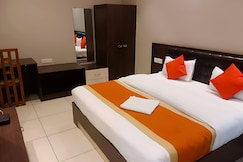 Hotel Mukesh Palace, Prayagraj