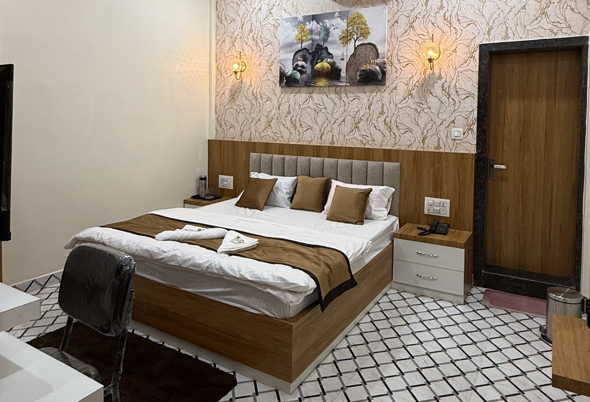 Hotel Basant Padma - Tap to explore photos