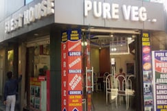 Puri Guest House, Khajjiar