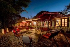 V are Family Oak Lodge | 5BHK old charm villa with indoor fireplace & BBQ, Bhowali