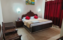 Hill View Standard Dobule Bed Room