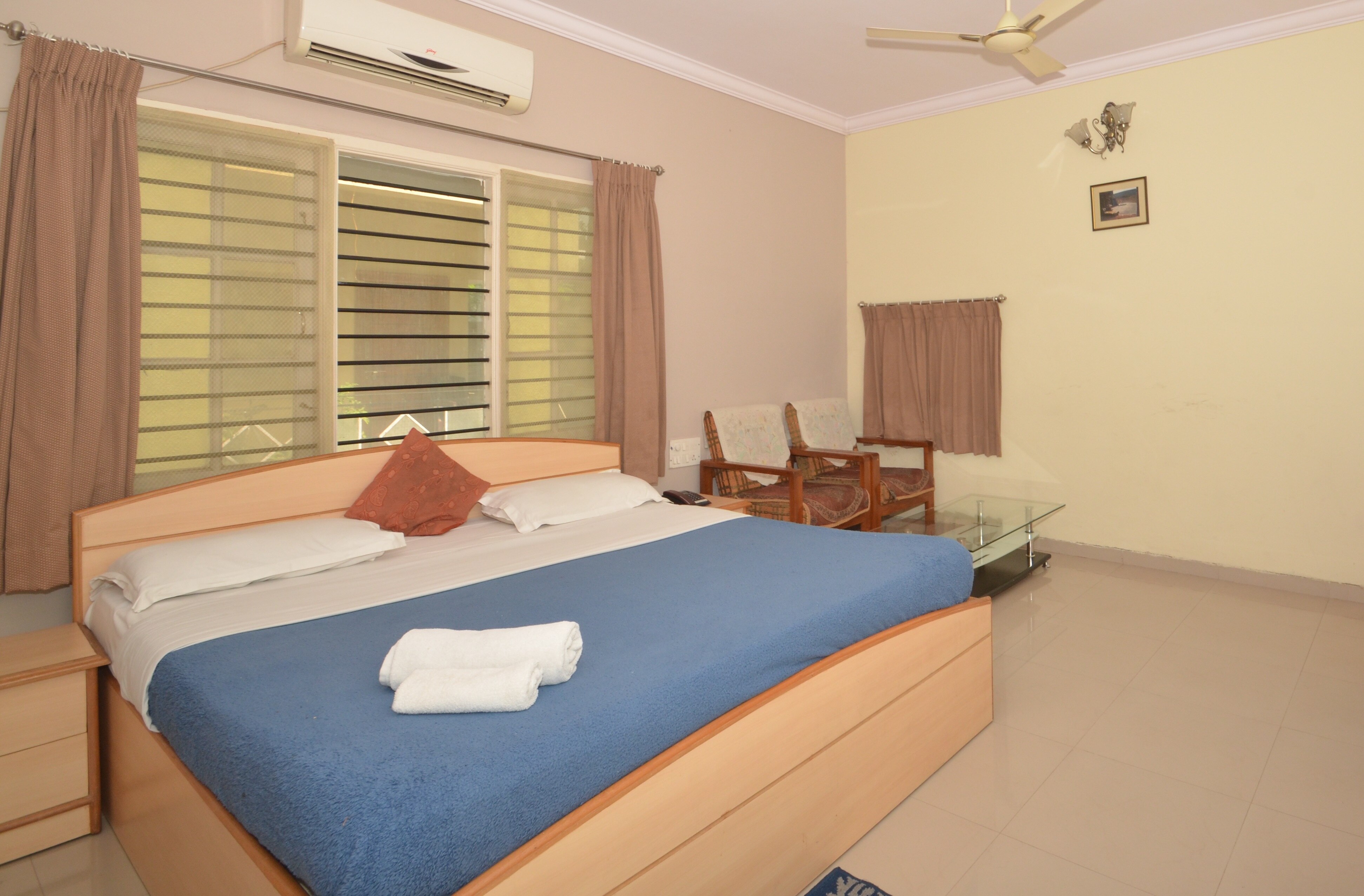 TrustedStay Pushpak Bungalows - Tap to explore photos