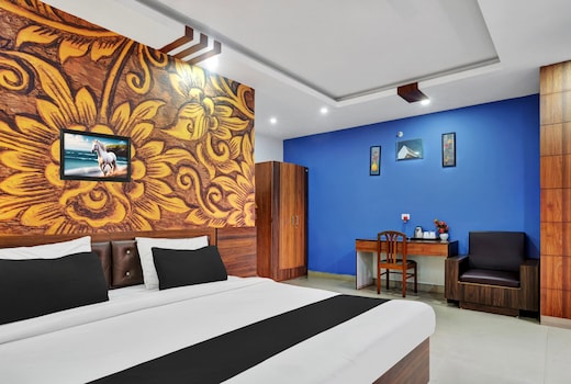 Super Townhouse Zoo Road Near Guwahati Central formerly IR Luxuria