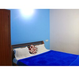 Deluxe Double Bed Non AC