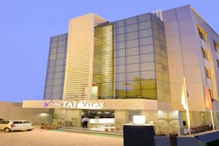 The Taj Vilas
