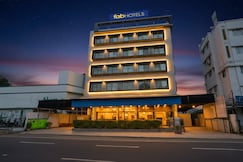 FabHotel Prime Majhali - Nr. D-Mart (30M), Nashik