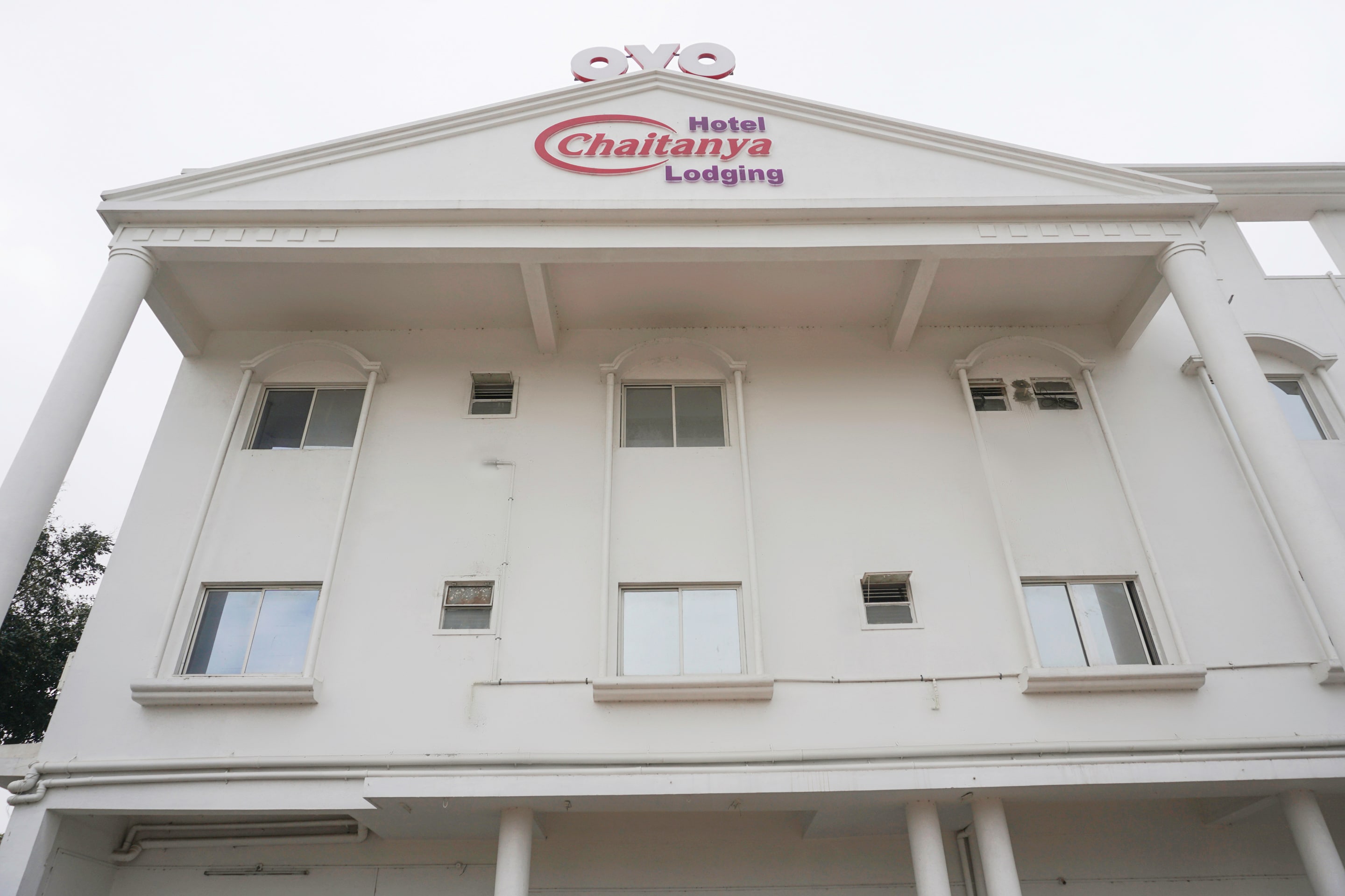 Hotel O Chaitanya - Tap to explore photos