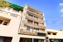 Hotel O Adarsh Nagar Metro Station Delhi Formerly Family Inn, Delhi