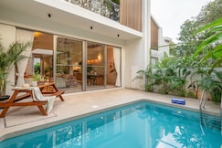 TBK VILLAS,R8, VAGATOR,WITH PVT POOL, Goa