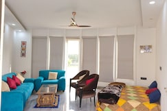 Hotel Wise-One Choice, Noida