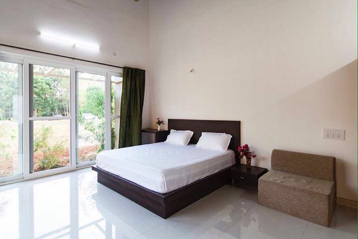 Siri Homestay - Tap to explore photos