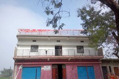 SPOT ON RAJEEV PG & GUEST HOUSE, Robertsganj
