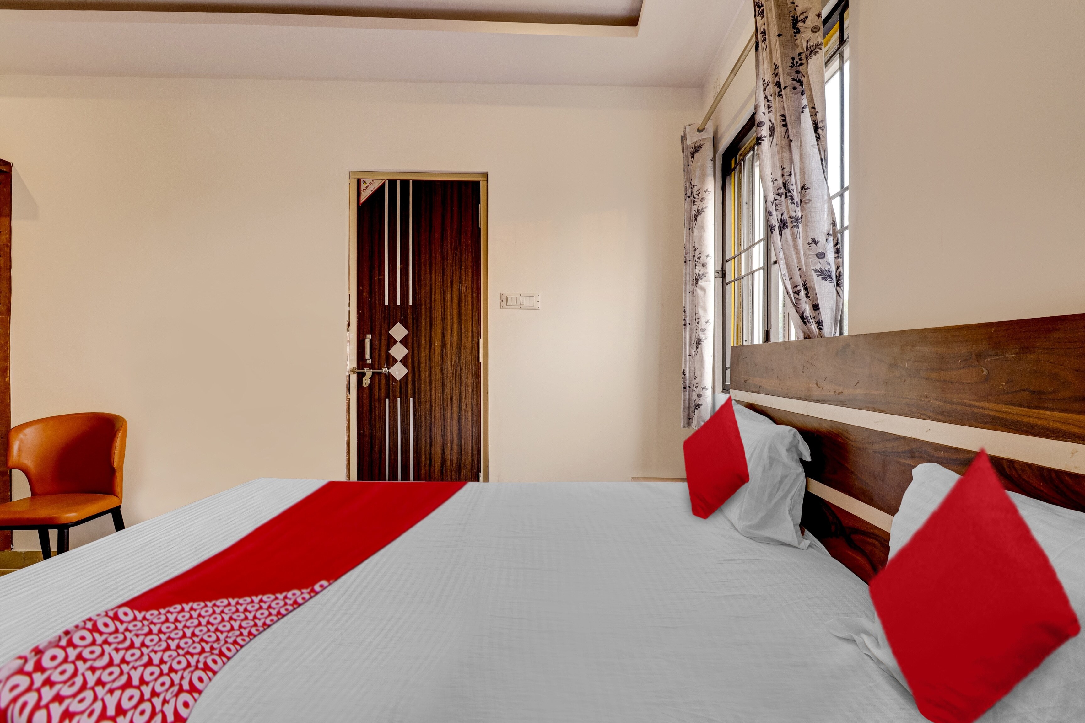 Hotel O Turahalli - Tap to explore photos