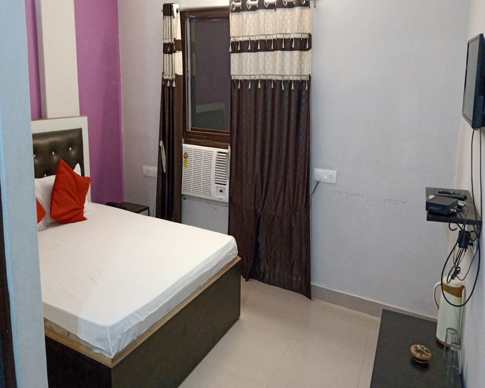 Hotel Pragya International - Tap to explore photos
