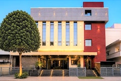 Hotel Bhagyaraj Palace  Business Hotel, Kanpur