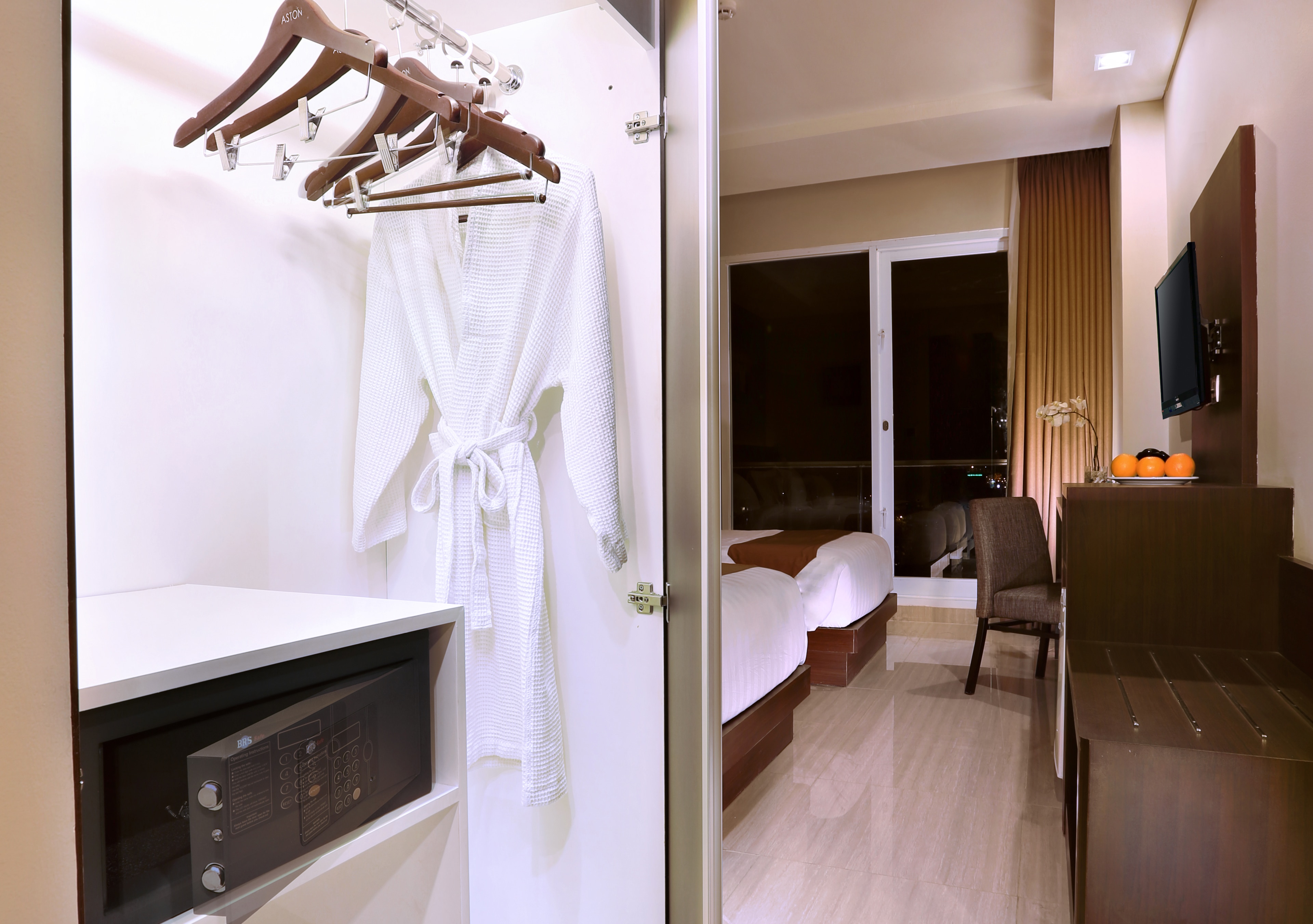 Aston Imperial Bekasi Hotel & Conference Center - Tap to explore photos