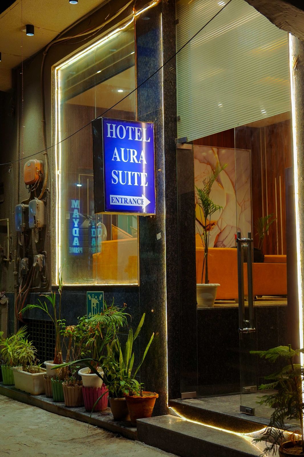 Hotel Aura Suite -IGI Airport Delhi - Tap to explore photos