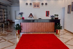 4 Guys Hotel, مسقط