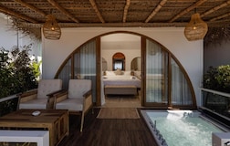 Luxury Seaview villa with Jacuzzi