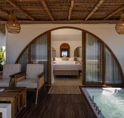 Luxury Seaview villa with Jacuzzi