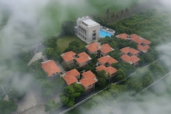 AQUA TERRA RESORT, Visavadar