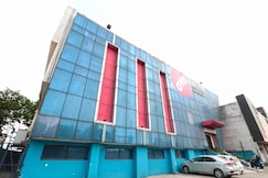 SPOT ON Hotel Center Point, Rudrapur