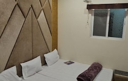 Deluxe Double Bed...Ac 