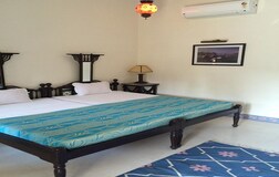 Deluxe Double or Twin Room with Garden View