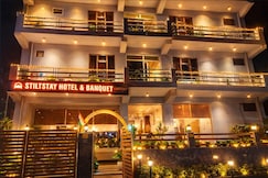 Hotel Stiltstay, Greater Noida