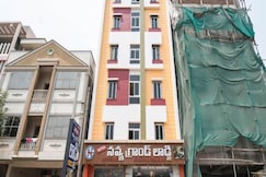 hotel Navya Grand, Guntur