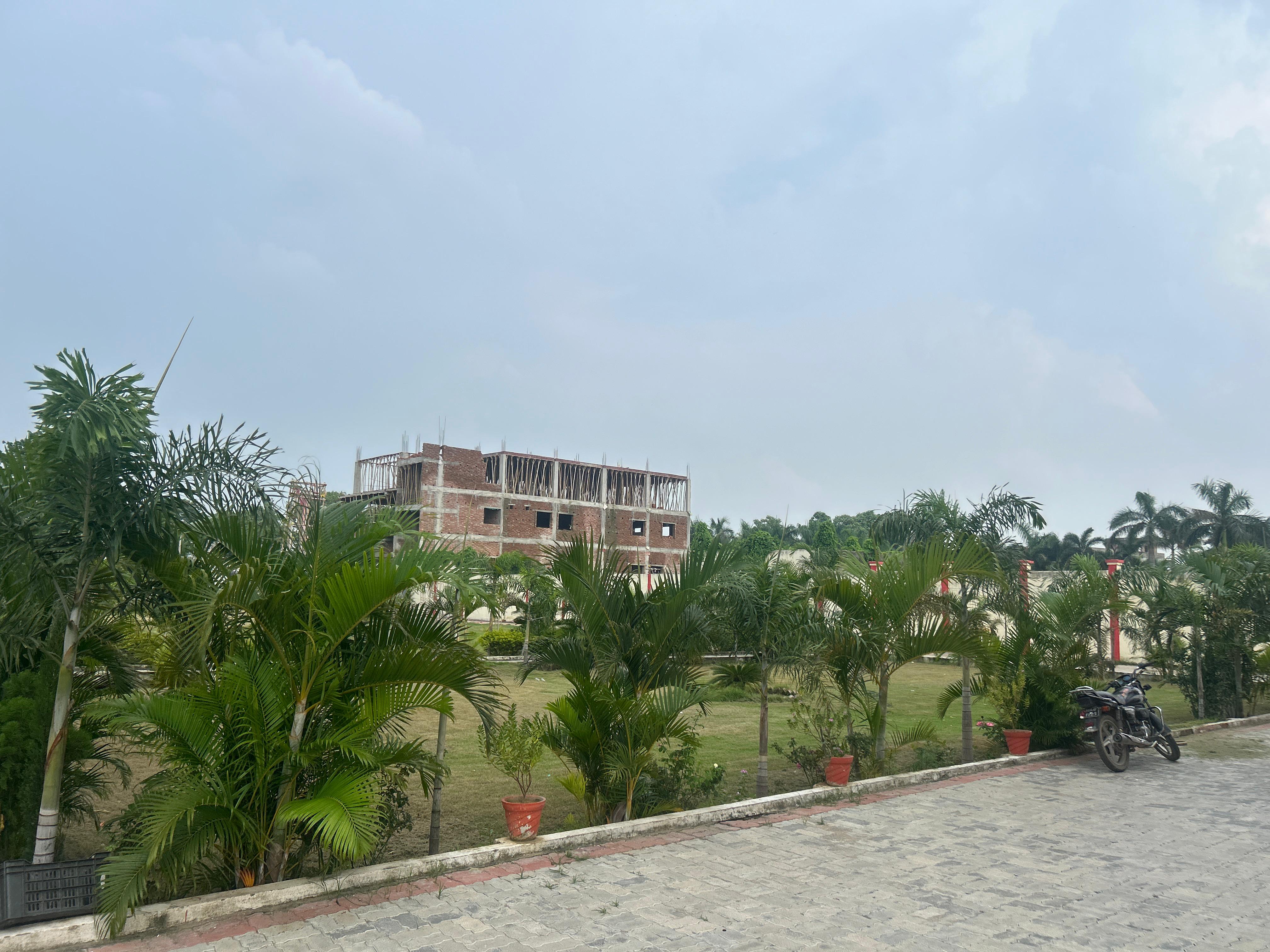 MAHARAJA RESORT - Tap to explore photos