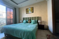 Downtown Studio Apartment | Private | Self-Checkin, Kharar