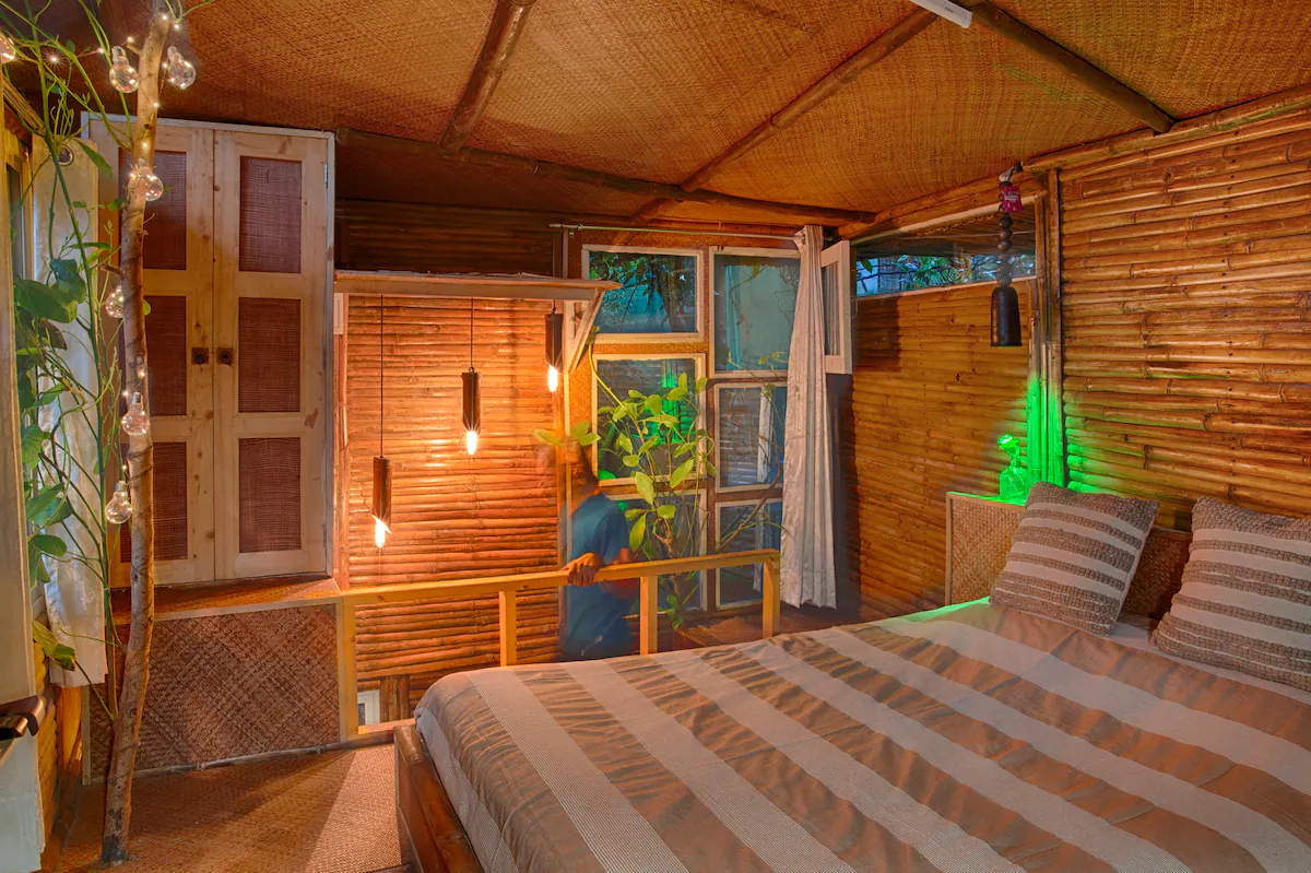 Bamboo Huts-Living Roots - Tap to explore photos