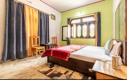 Deluxe room(101) With Hill view