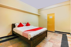 Hotel O Sai Residency Near SR Nagar metro station, Hyderabad