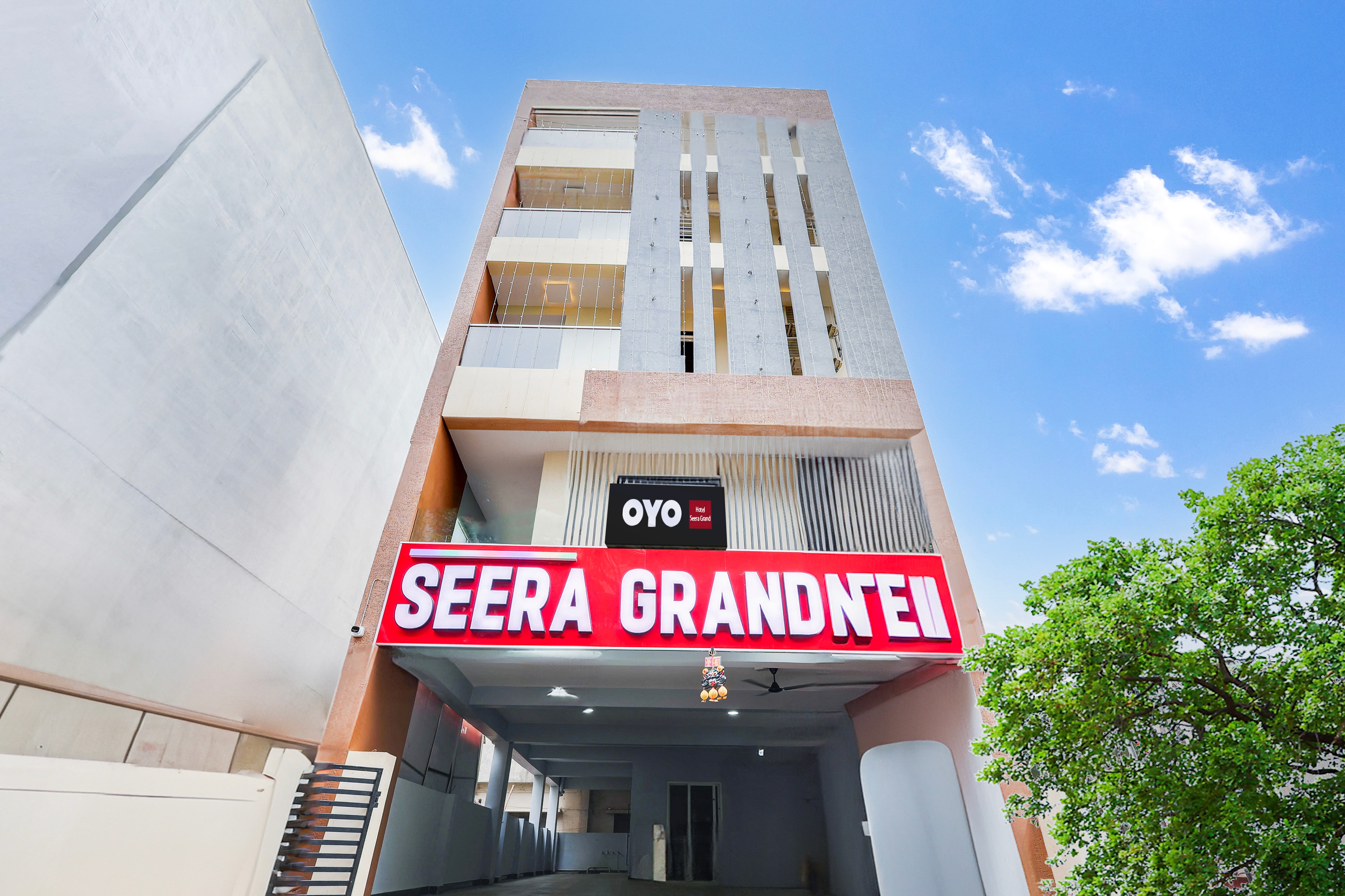 Hotel O Seera Grand - Tap to explore photos