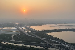 Dreamscape by Rivique Inn   38th Floor River View, Noida