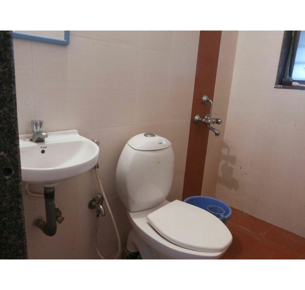 A cozy 1bhk, service apt Panchgani - Tap to explore photos