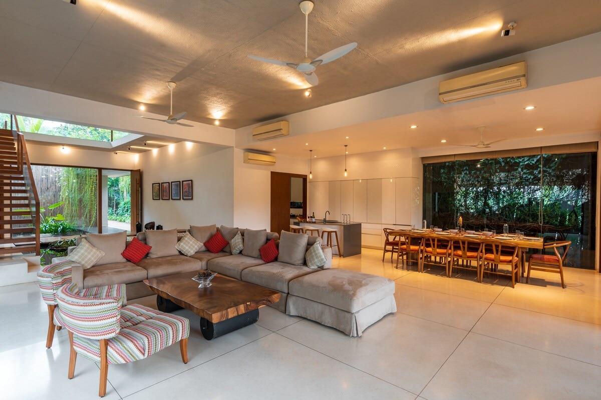 PuraVida I-Luxurious 5BHK Villa, Pvt pool, Anjuna - Tap to explore photos