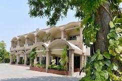 Blue  Jay Tourist Resort, Panipat