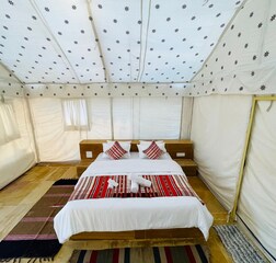 Standard Tents